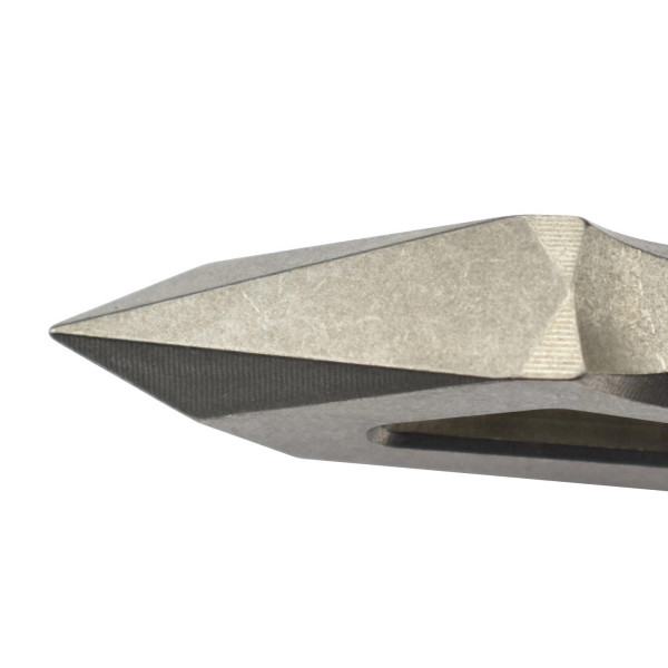 Impact Tool Max Knives : Légèreté et Robustesse en Titane