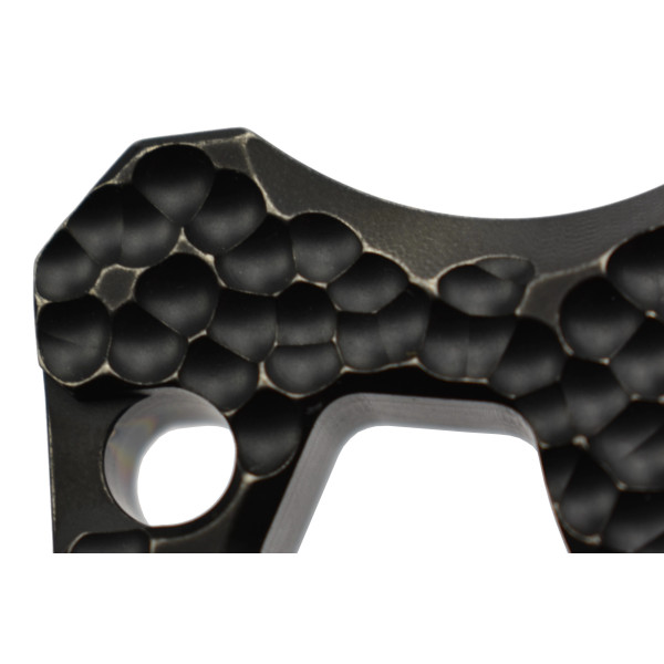 Impact Tool Max Knives : Légèreté et Robustesse en Titane