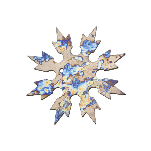 Shuriken 8 Branches Titane : Précision et Style Unique