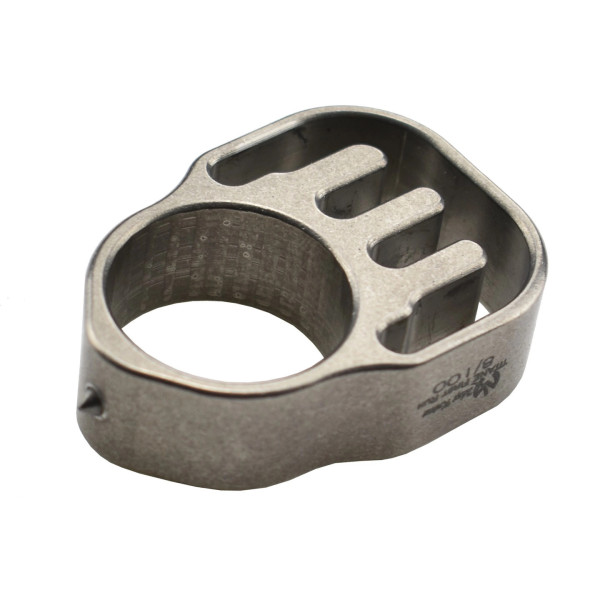 Impact Tool Max Knives TIKNU6 : Titane, Légèreté et Exclusivité