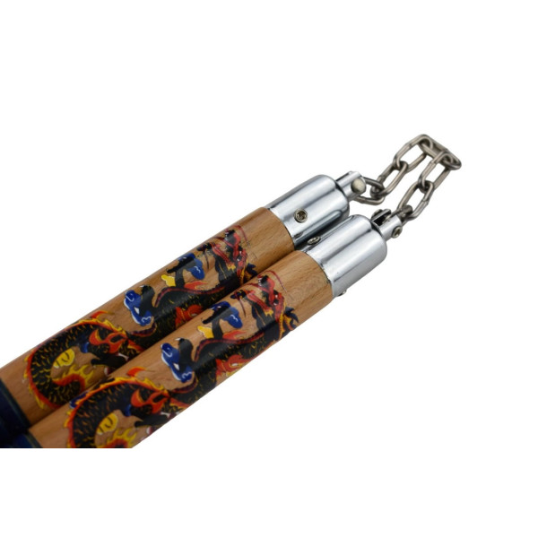 Nunchaku en bois de hêtre : robustesse et style unique